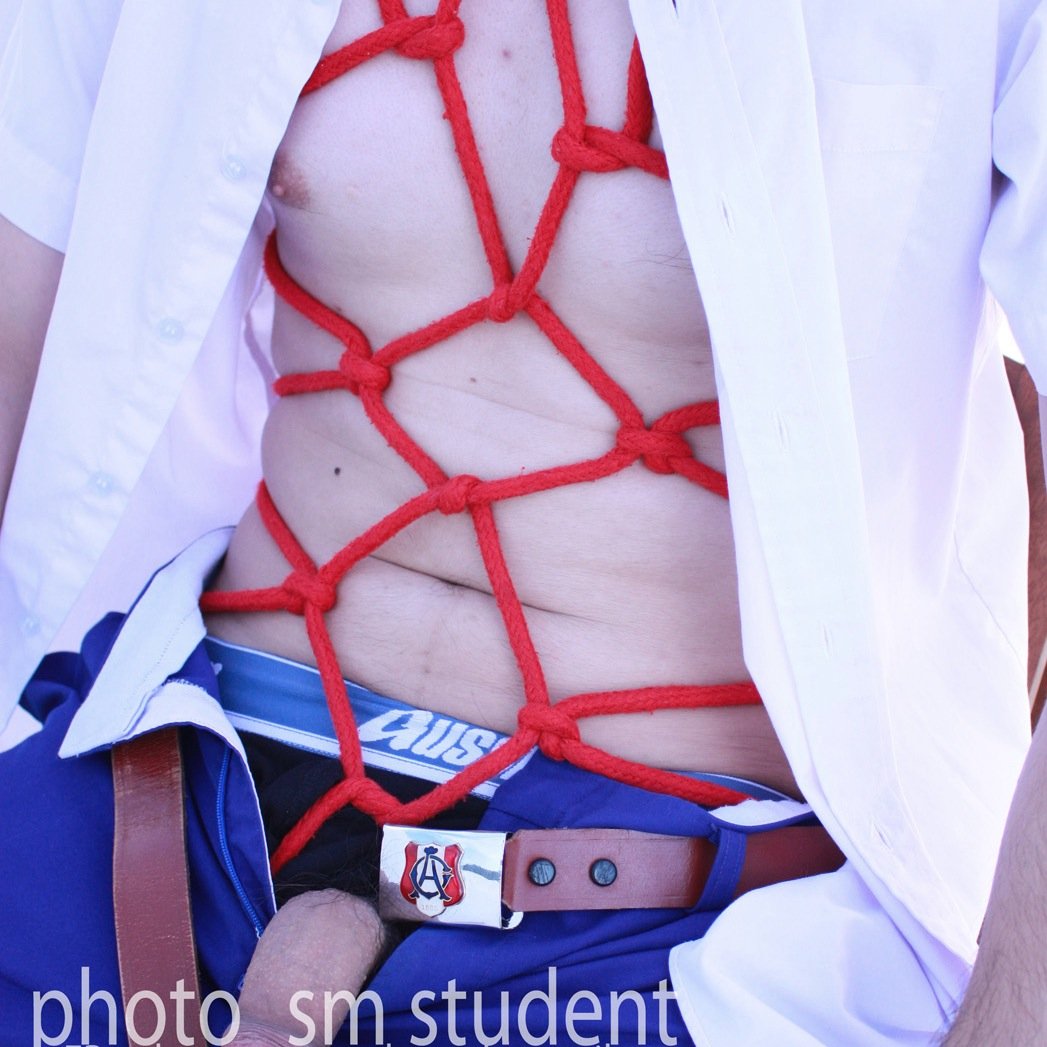 ไบรุกชอบสวิง ชาย/หญิงรุมเยด มอปลาย มหาลัย หุ่นดี แมนๆ ควยใหย่เล่นแนวมัดได้ด้วย ชอบเกงในเซกซี่ ถ่ายรูปเสียวเซกๆ ผมเป็นตาก้องคับ