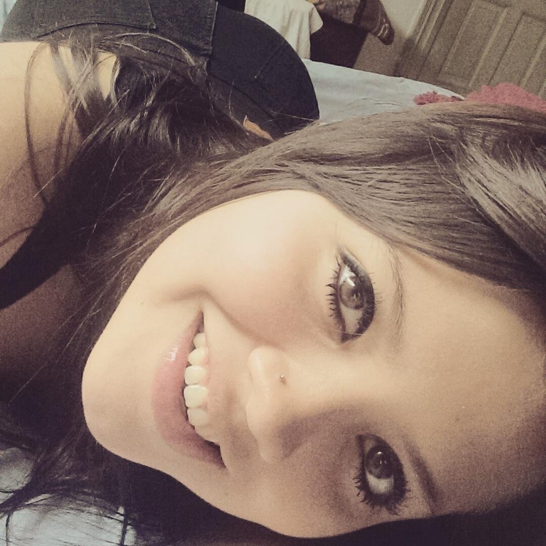 Me seguiiis, & te sigo   https://t.co/bBEPRgntUG #MaartuMeDomina♥