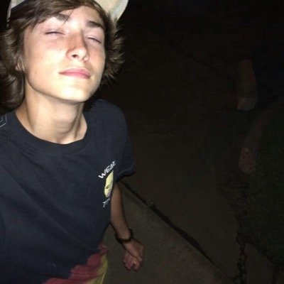 Iordtrash's profile picture. dead inside