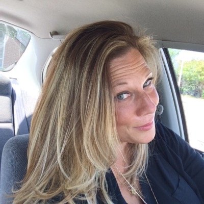 KendallRadio's profile picture. La la la...