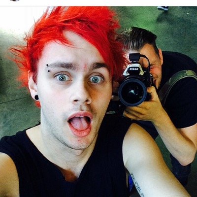 freemoney5sos's profile picture. PLEASE READ. EXPLAINS HOW TO GET FREE MONEY FOR BAND MERCH OR ANYTHING ELSE :) NOT A SCAM https://t.co/KvnWSecDpV