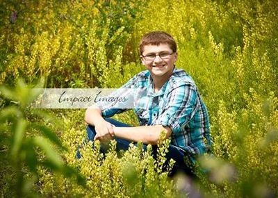 junior at oelwein football player#73