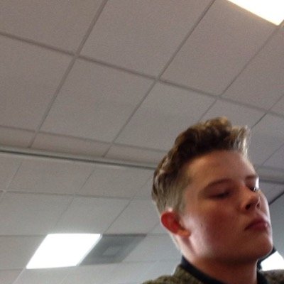 Living life 1 the max, taking 2 day at a time x