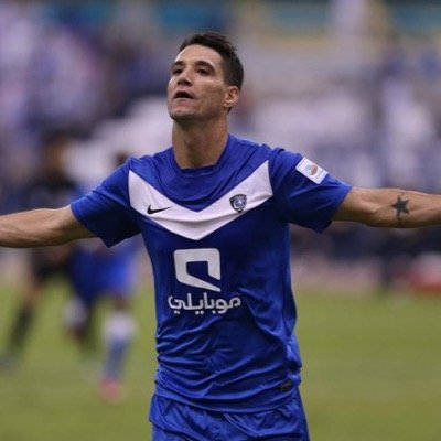 انا هلالي احب الهلال كثيرا♥️♥️♥️♥️♥️♥️♥️احبه هذ الفريق الي احبه بس الهلال