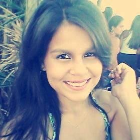 ThaiiLimma's profile picture. Basta ser sincero e desejar profundo você, será capaz de conquistar o mundo  *-*