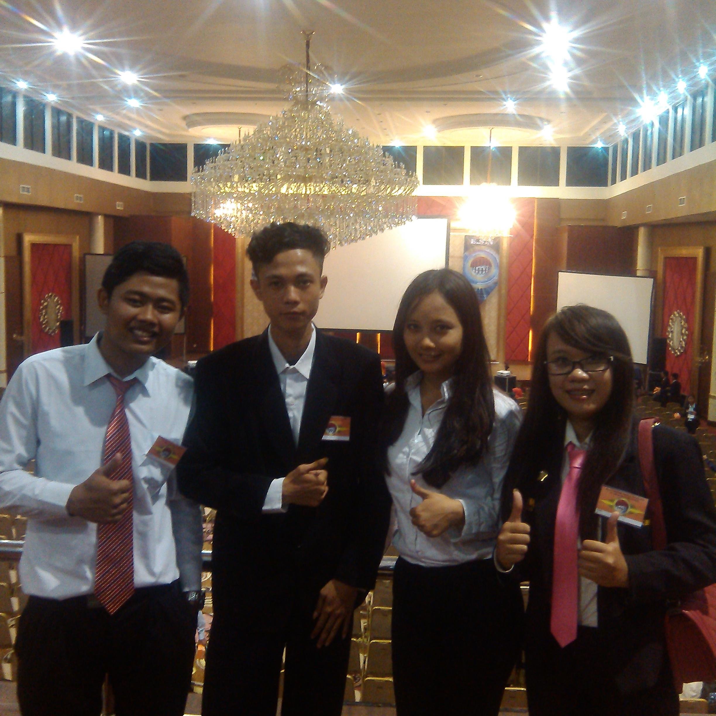 Sergio_Samtanu's profile picture. Jiwa kami untuk @realmadrid #HalaMADRID