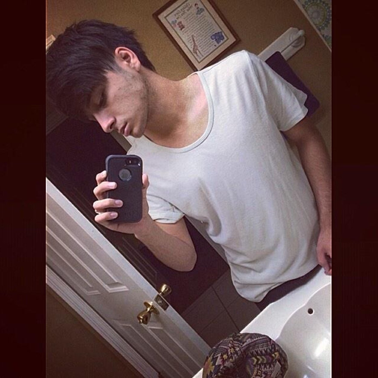 RT THIS SO I CAN MEET MY FAVORITE BAND MEMBER, HECTOR FROM MAYBERRY