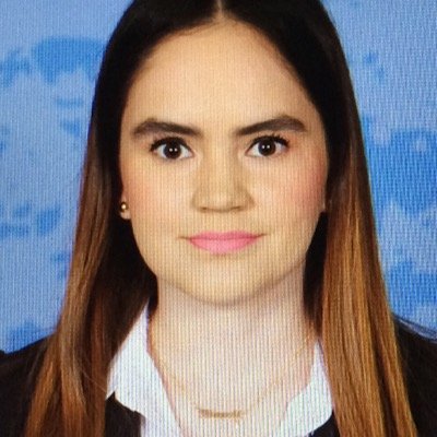 Licienciada en Derecho, apasionada por la justicia así como del respeto a los Derechos Humanos.
