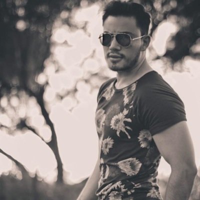 Vicofansteam's profile picture. El mejor make up artist and hair designer ❤️ -14 de mayo 2014 BEST DAY EVER