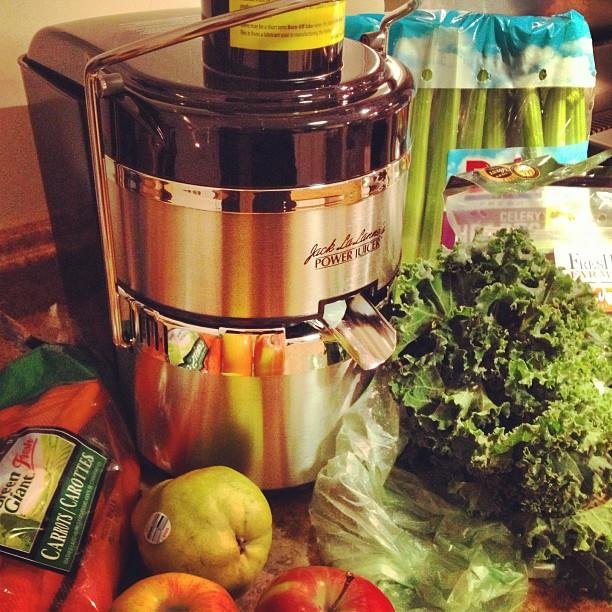 Facebook: http://t.co/mvuw7rIxAK
Instagram: @HealthyEatingWW
Follow for some healthy eating tips, inspiration and ideas!