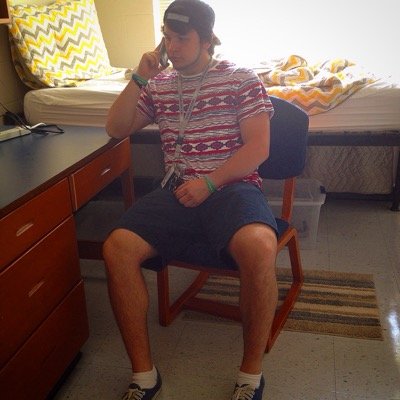 College student at the UofM Twitch: Jb1zzle3. Stop by and hang out for awhile. #BIPDJ
