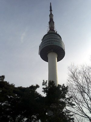 남산타워.

맞팔 합니다. 방문해주셔서 감사합니다.
리트윗도 부탁드려요.