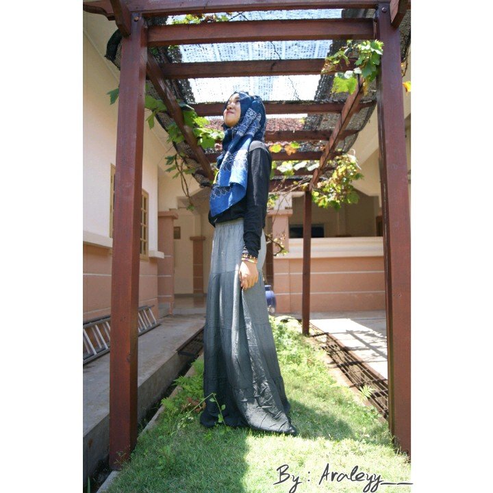 Sorry ! Im not judge the book by its cover •ID ; Ara-19 •IG // Araleyy__  Fb ; Siti Sarah Zulkifli