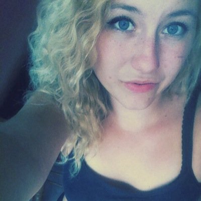 New Account❤️ Instagram: loveable.av 
WCHS Senior.