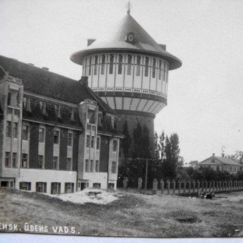 tornis_91's profile picture. Baložu Pilni Pagalmi Bērnības Milicija Depo Ēnu Kabinets  Ir Bijuši Mati Un Izbijuši Kartāga  Mazie Smirdīgie Kociņi Sarkanais Oktobris Sirke Smogs Voiceks