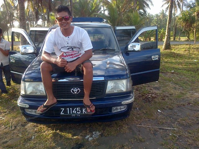 Colok leos coy..