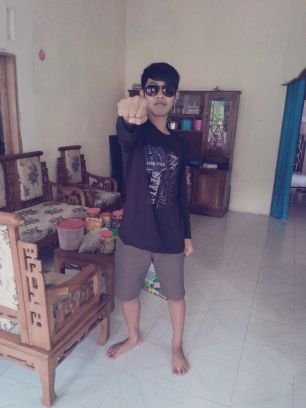 rahmad_jbokz's profile picture. banana rock city