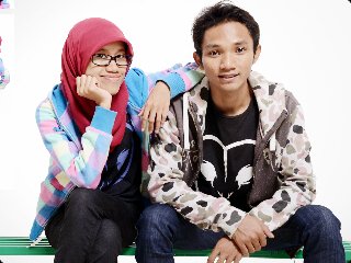 Married with  @yukiyay 
 ...iam black.. just mention for follback.. pin:2A70CF26