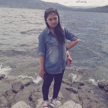 gadis cengeng, yang sendiri