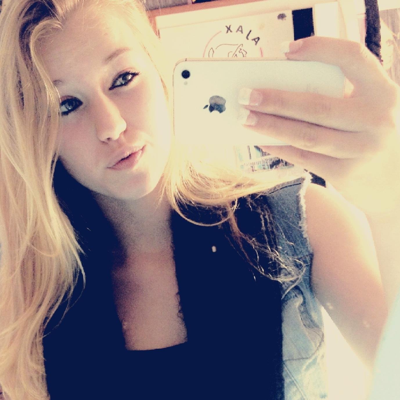 You can dream about it. Or you can go out and make it happen. 5juli in my mind #walibi #hardgaan #ooc