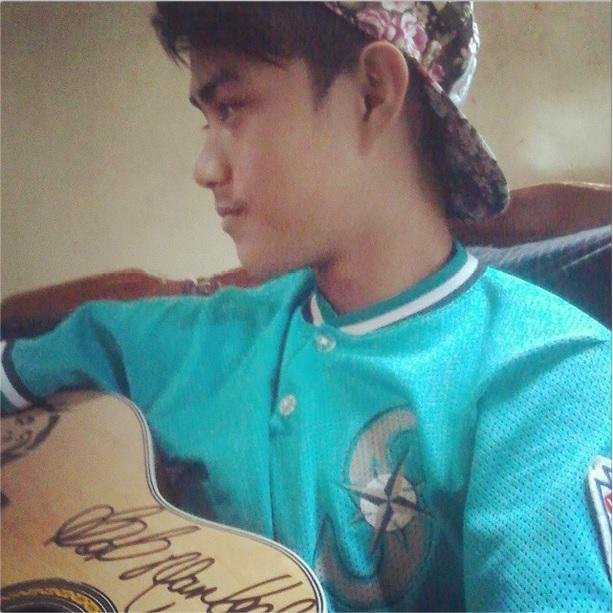 @iamrenz8