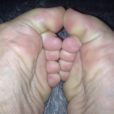 Challenge has been set by @tinyblondedom I must have her in my face 24/7 and try to resist her sexy soles