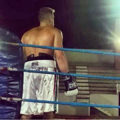 ¿QUIERES SABER QUE DROGA TOMO? EL BOXEO.. ENGANCHA DEMACIADO.