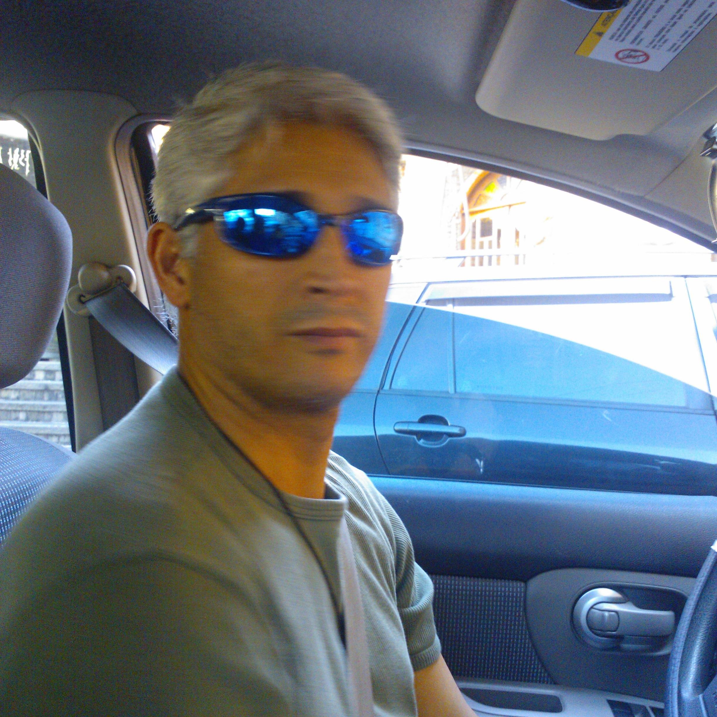 luiscvenancio10's profile picture. 