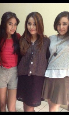 Kata_SSJT's profile picture. Official fansbase of @TrioMilova | @AnisaRahma_Adi | @Adinda_Adi | @RaisaFatma89