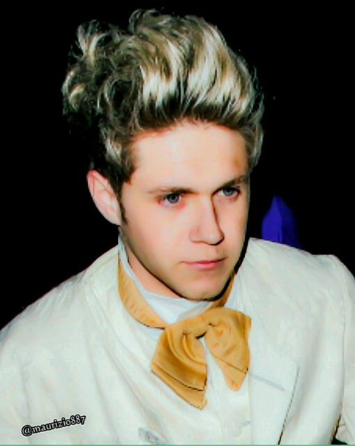 I love you more @onedirection , @justinbieber , @taylorswift13 , you are my inspiration♥♥♥