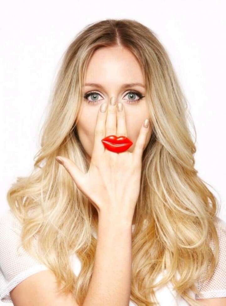 Your one-stop-shop for everything about chart-topping popstar and actress of stage and screen, DIANA VICKERS. #DianaVickers #MusicToMakeBoysCry #BIGmusical