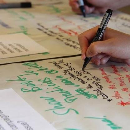 Agentene's profile picture. Medvirkningsagentene jobber for å styrke medvirkning og deltagelse i samfunnet, med særlig vekt på å involvere unge i beslutningsprosesser.