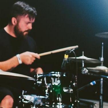 Drummer at @carcercity. Artist Manager at @citymusicagency. Festival Coordinator at #deadboltfestival. 28. Li(o)ving life.