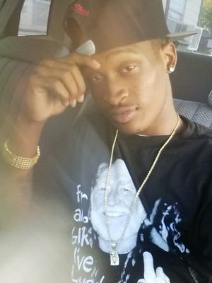 Anybody can loose but only whats the point when its not a option.
#SAGG #YFN Wayne #Idgt