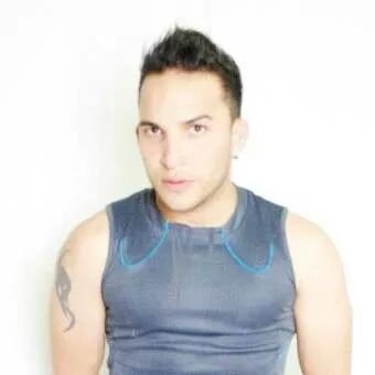 Cantautor y Productor Venezolano En Busca De Oportunidades.!! Contacto: Telf.:04249357072