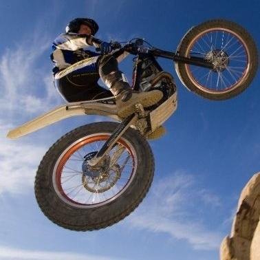 DJJAVIERHU's profile picture. Más de 30 años de Experiencia como Dj, 100% Melomano... & Bazinga!!!