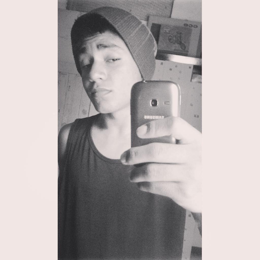 Atos_Memory's profile picture. paz sempre