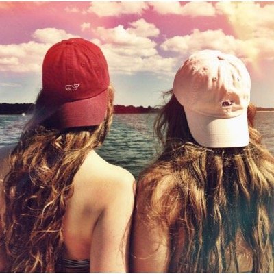 two girls living in a preppy world⚓️