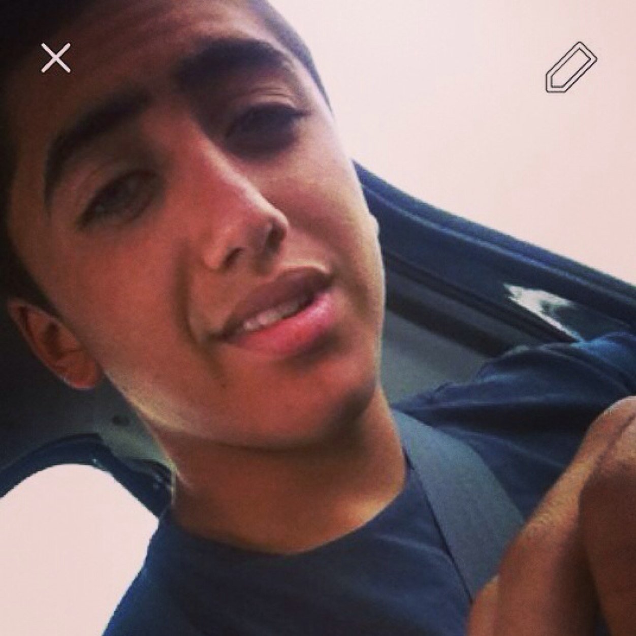 Insta : Moreno1998M