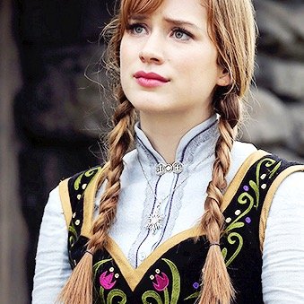 hi! i'm anna! princess of arendelle. Once i went to the enchanted forest and...well i might be a little lost. I will do anything for my sister! #anyship #ouat