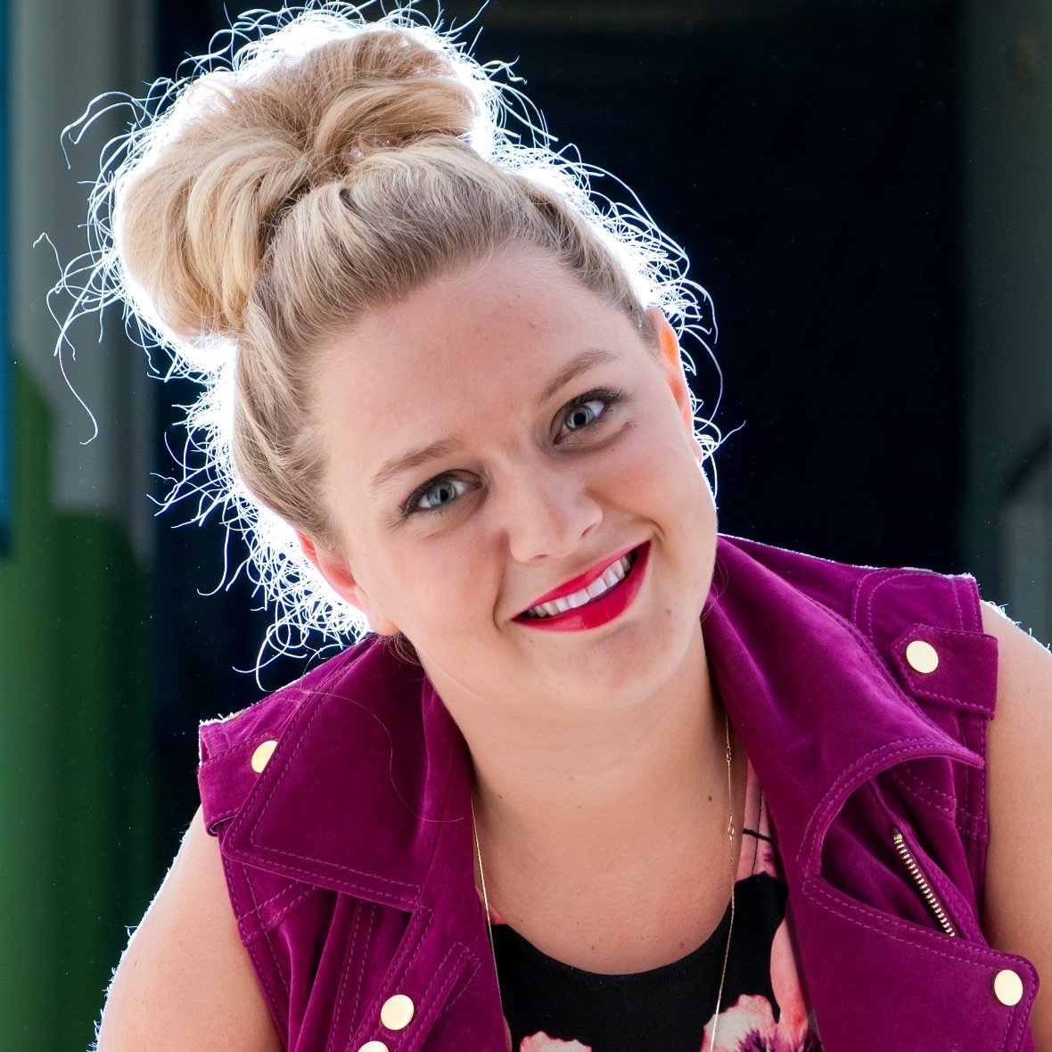 Singer/event organiser