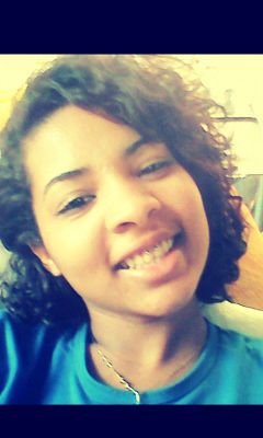 Aprendi que amar não significa estar junto, mas sim querer ver a pessoa feliz , mesmo que isso custe a sua felicidade.