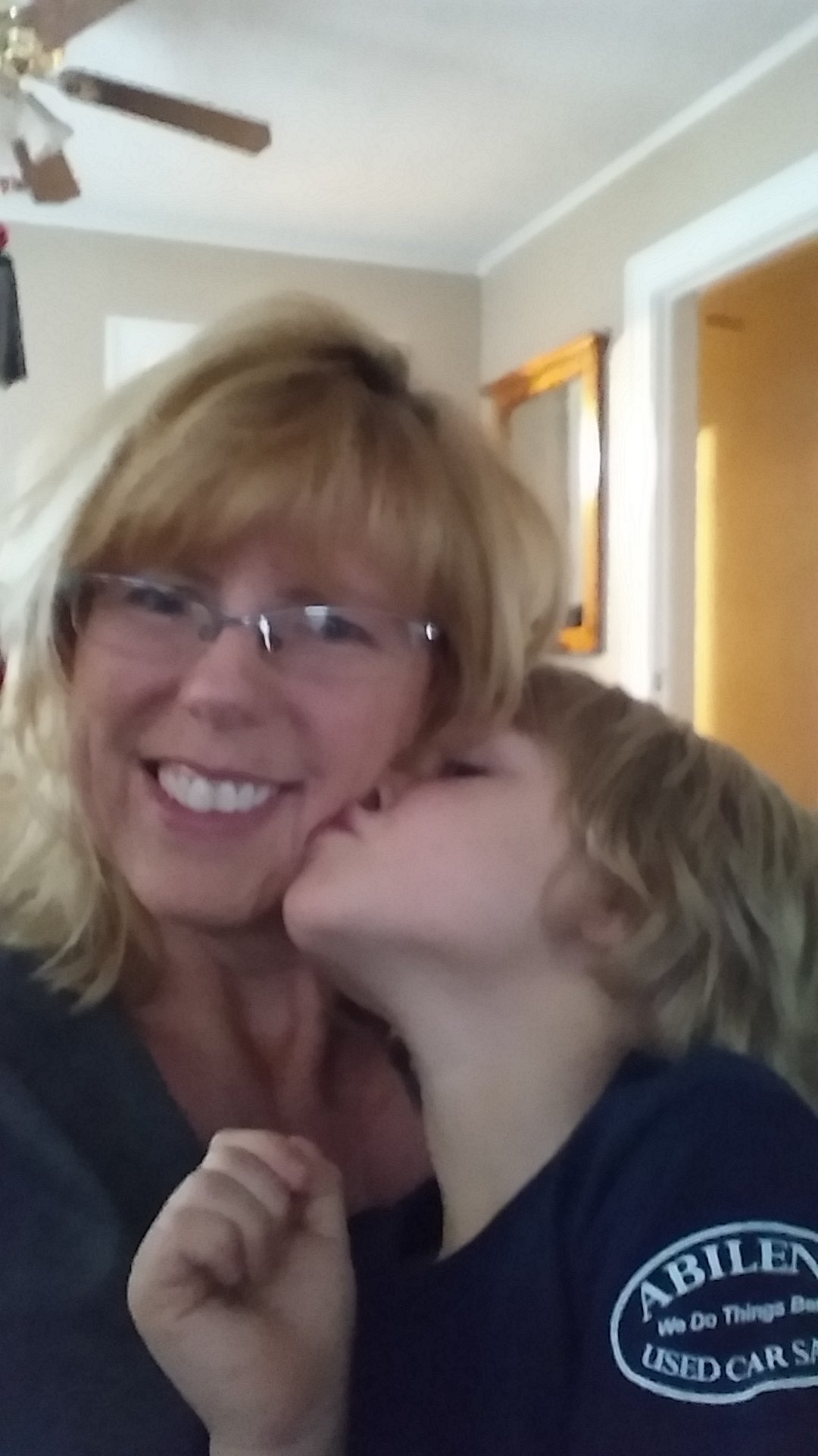 I'm Lauralee, married to my love, 3 kids, 3 precious grandchildren and a Christian.