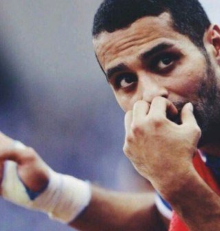 لا يوجد اي سبب مقنع لتيأس من الحياة ان كان حزناً فكن من الصابرين وان كان فراق فكلنا راحلون.