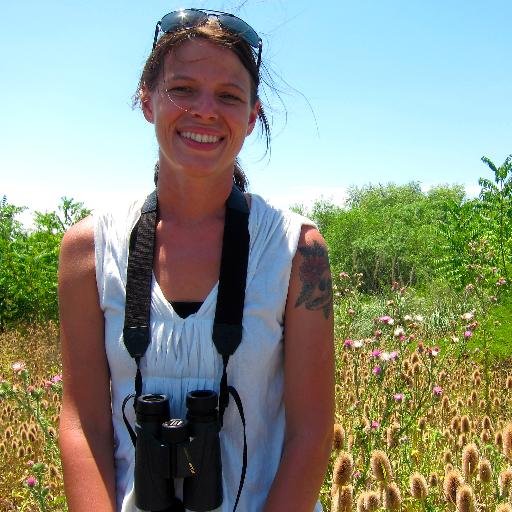 Working in Higher Ed @IrvingInstitute and occasionally SciComm @MuseumofScience. PhD in ecology. #Birds Tweets are mine all mine. she/her/Dr.