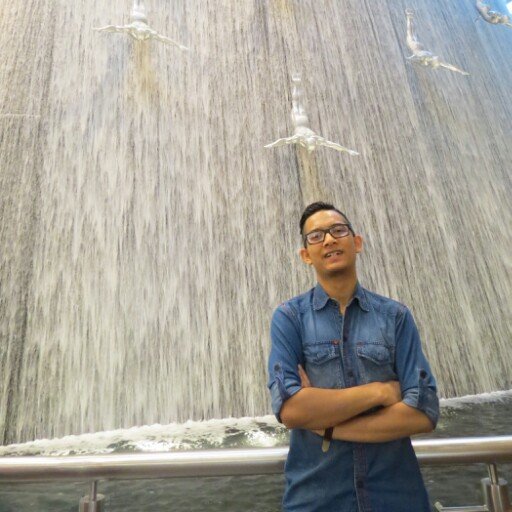 ichankk23's profile picture. #Vespa70  #HidupPersib  #HalaMadrid
struggling to conquer the world with
passion | patient | pray
#LifeIsMagnifique