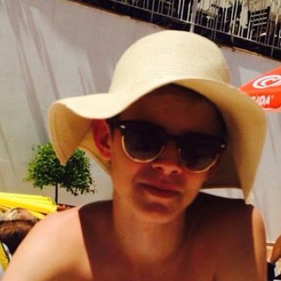 Toreode's profile picture. Snart linebacker i NFL