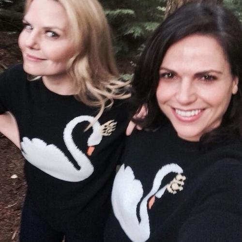 SQueener, Evil Regal and Ugly Duckling. hunyfresh, marynesq and shikabane-mai are my heroes. I Love the #SwanQueen Nation ♥ http://t.co/VXxuXjWHN6