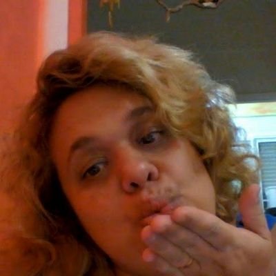 andielias's profile picture. A FULL 1000% RIALISTA Y TAMBIEN RIALYLOLY SE AMAN!!
LOS SUEÑOS SE HACEN 
REALIDAD.
CASADA Y APUESTO AL AMOR.
FELIZ  DE SER  MAMÀ DEL CORAZÒN 
 Y CONTADORA