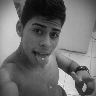 Cansei de perder saliva com mente que não processa.